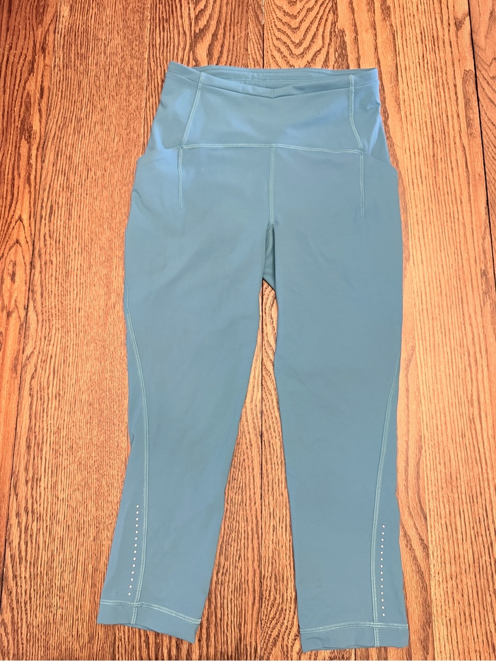 Lululemon Swift Speed High-Rise Crop Blue Teal Size 4 EUC Zipper Pocket EE